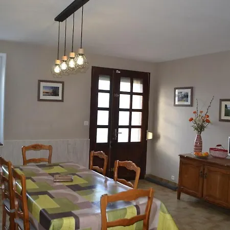 Maison Des Marais 招待所 3*