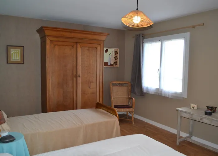 Maison Des Marais 펜션 *